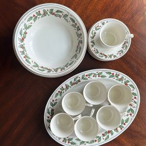 The “Ivory Holly” collection - made in Japan.